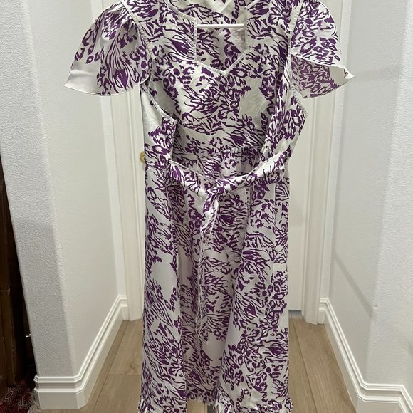 Beautiful one of a kind Custom Tailored with lots of details - Picture 5 of 10